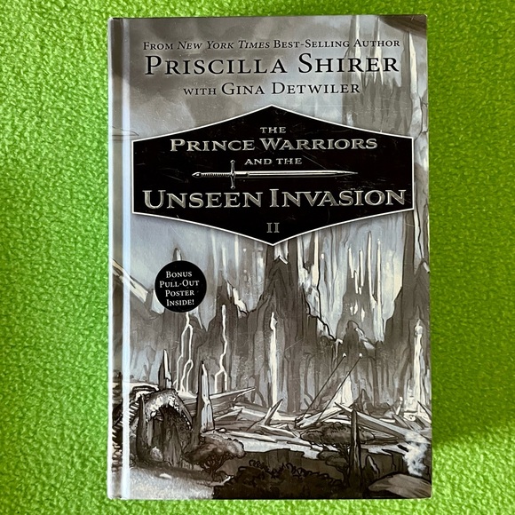 The Prince Warriors Priscilla Shirer 1-3 HC books - Picture 3 of 7